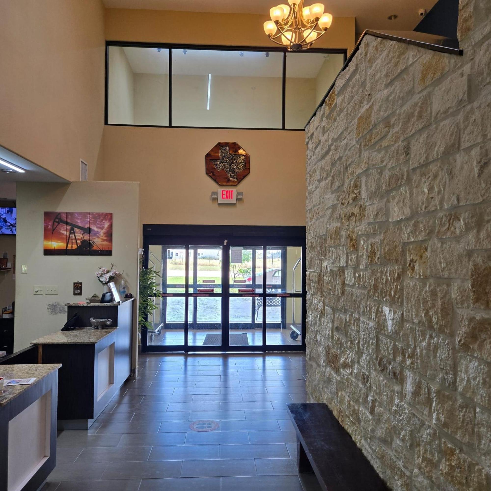 Karnes City Lodge المظهر الخارجي الصورة